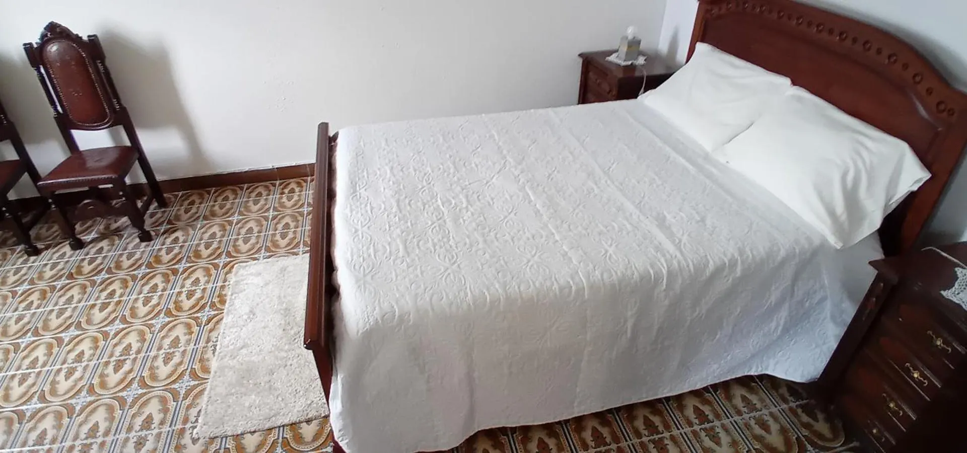 Vitorio'S Guesthouse São Vicente 0*,